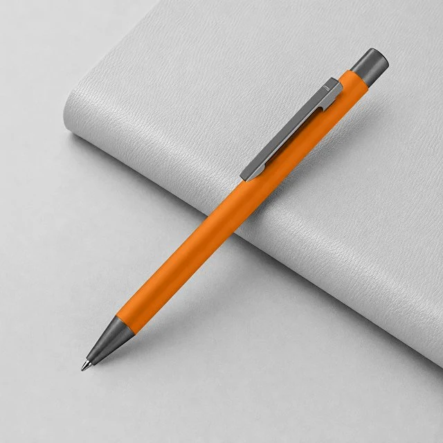 Ручка шариковая UMA «STRAIGHT GUM» soft-touch, с зеркальной гравировкой, оранжевый