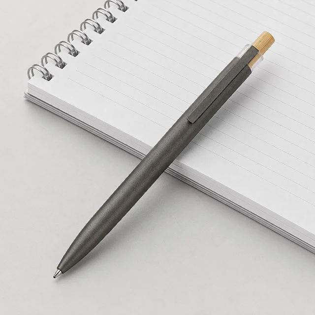 Ручка из переработанного алюминия "Blossom", цвет вороненой стали