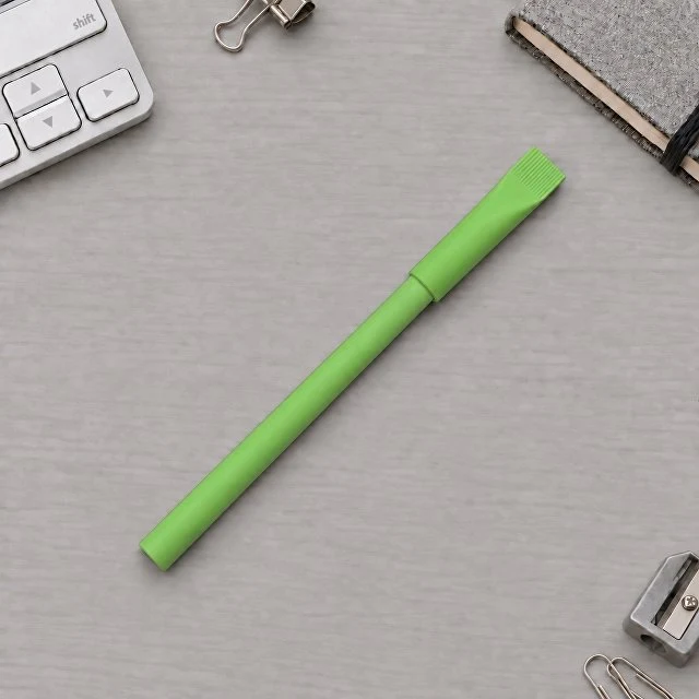 Ручка картонная с колпачком "Recycled", зеленое яблоко (Р)